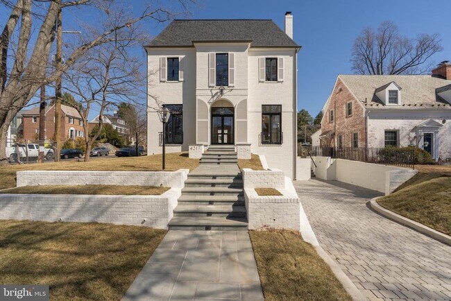 Building Photo - 4217 46th St NW