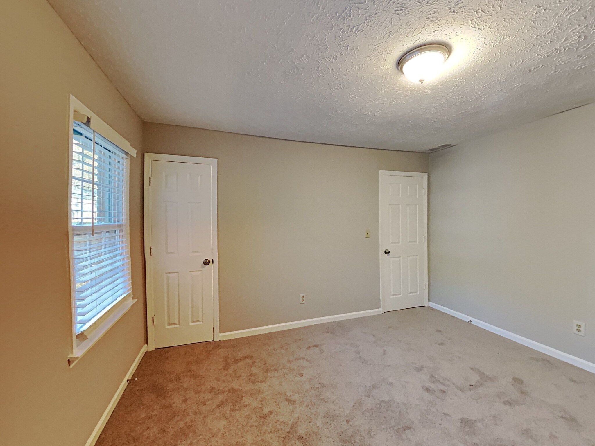 Building Photo - 159 Timber Creek Ln SW