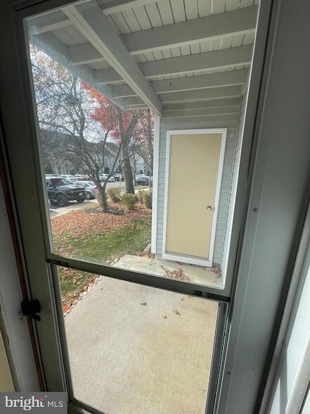 Building Photo - 5207A Adelaide Dr