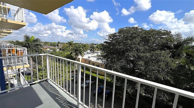 Building Photo - 4550 NW 9th St