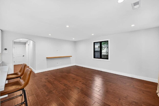 Building Photo - Not your average Davis rental.