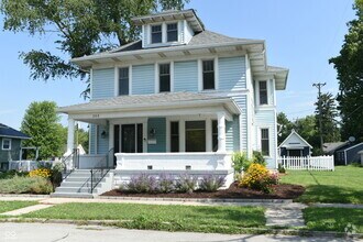 Building Photo - 205 W 3rd St