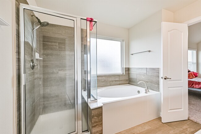 Building Photo - 23213 Zinfandel Dr