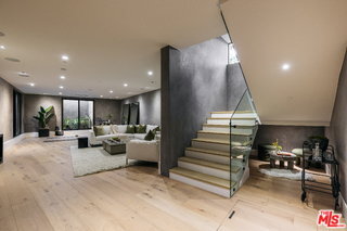 Building Photo - 5988 W 76th St