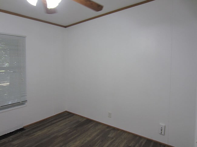 Building Photo - 1104 Pecan Ridge