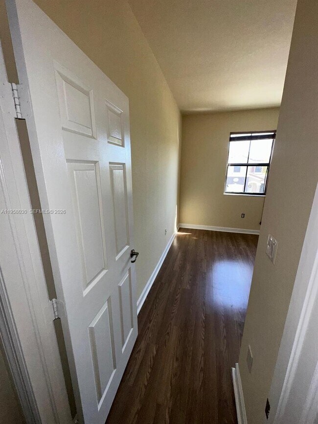 Building Photo - 3393 W 90th St