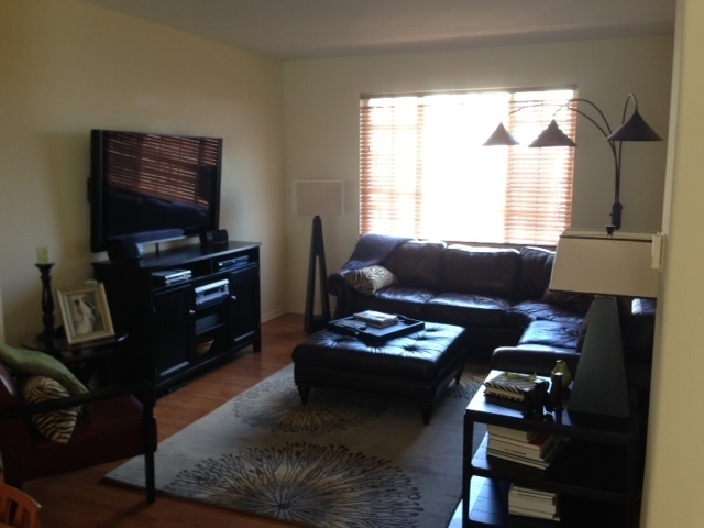 Building Photo - Daybreak- Ogden Pointe 2BR 2.5BA + Bonus R...