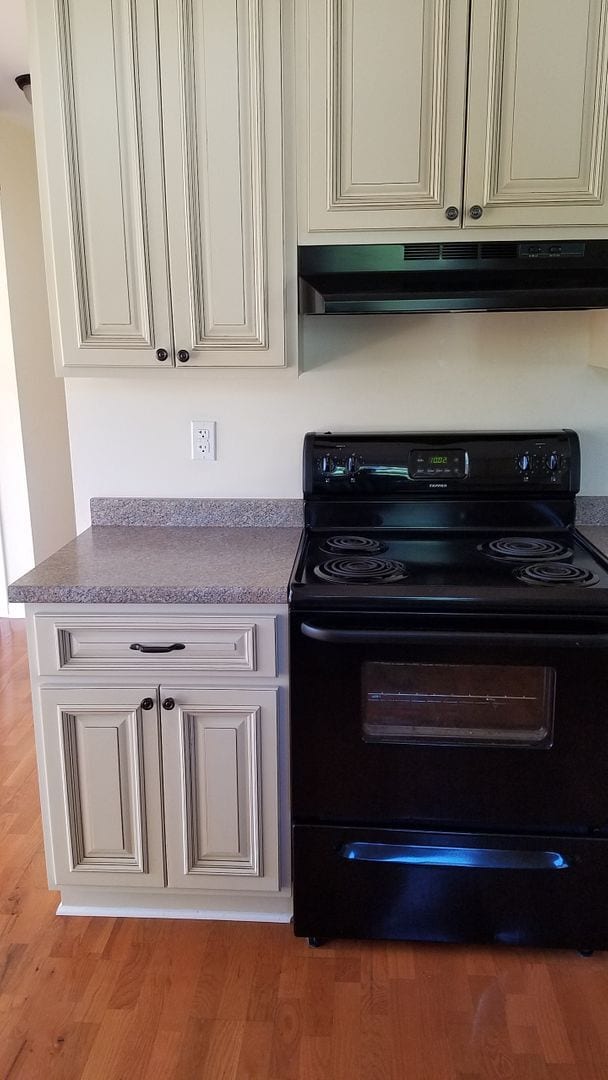 Building Photo - Central Hampstead Cottage