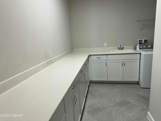 Building Photo - 899 Attitude Ave