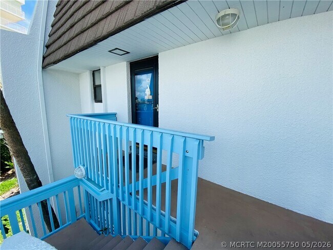 Building Photo - 11000 S Ocean Dr
