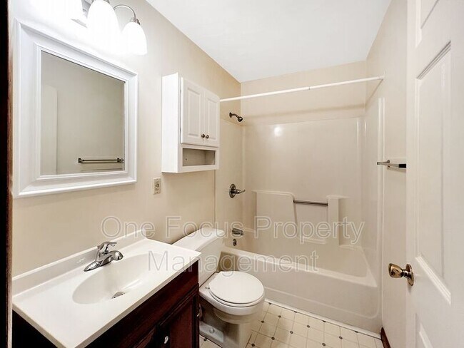 Building Photo - 204 Bellefonte Ave