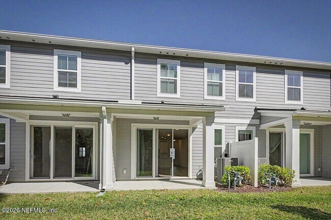 Building Photo - 61 Mellowood Ln