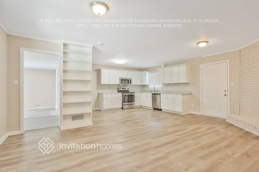 Building Photo - 3887 Sable Dr