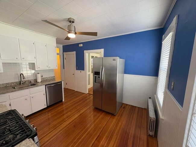 Building Photo - 62 Ibbetson St