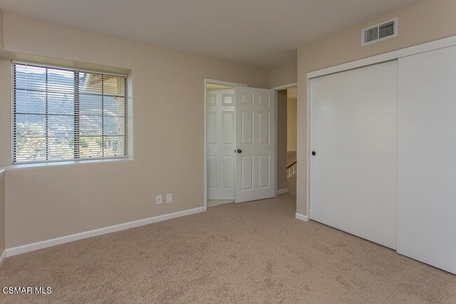 Building Photo - 29712 Strawberry Hill Dr