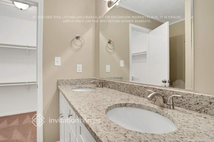 Building Photo - 215 Winston Dr