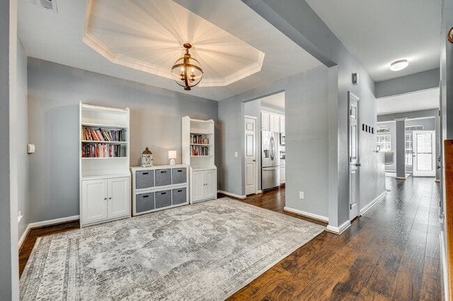 Building Photo - 928 Kite Dr