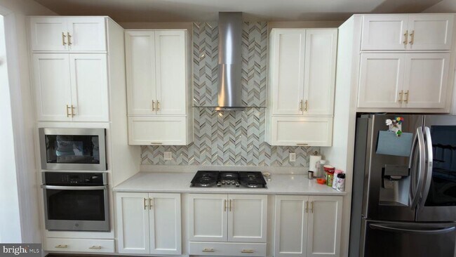 Building Photo - 42299 Porter Ridge Ter