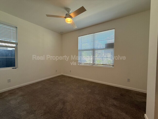 Building Photo - 17760 W Cassia Way