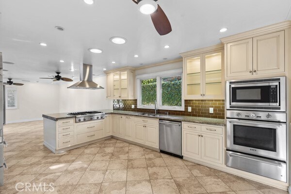 Building Photo - 3150 Dona Maria Dr