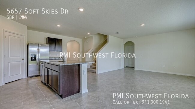 Building Photo - 5657 Soft Skies Dr