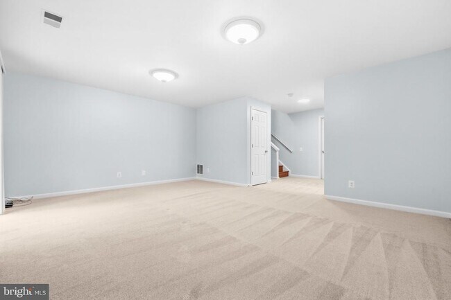 Building Photo - 16880 Jed Forest Ln