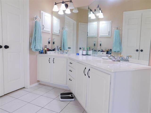 Building Photo - 6705 Alderbrook Dr
