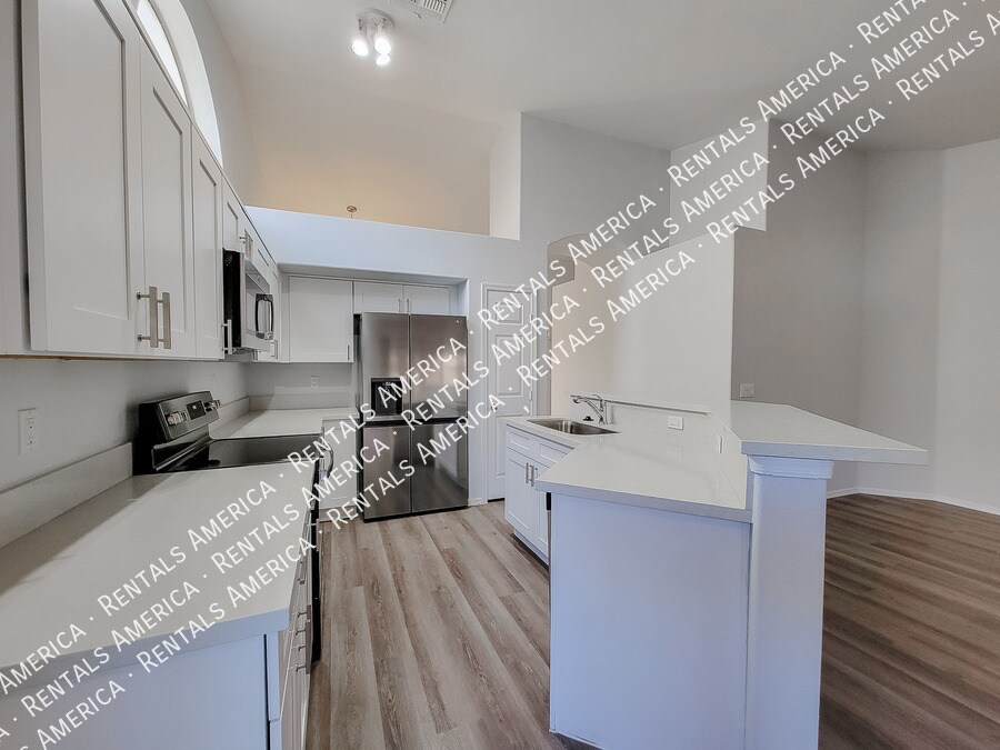 Building Photo - 282 S Jesse St