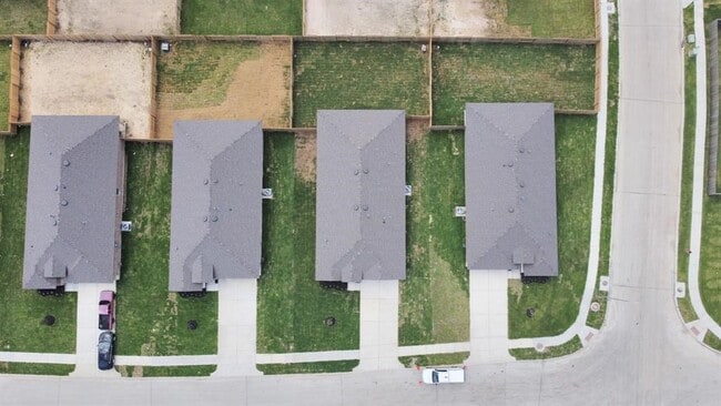 Building Photo - 606 Thunder Cloud Dr