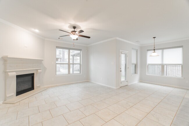 Building Photo - 11 Sawbridge Cir