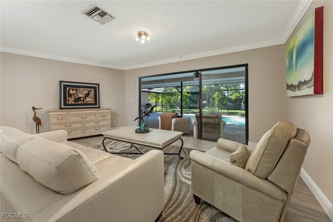 Building Photo - 13810 McGregor Blvd