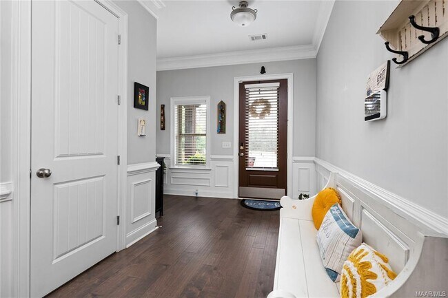 Building Photo - 1379 Tullahoma Dr