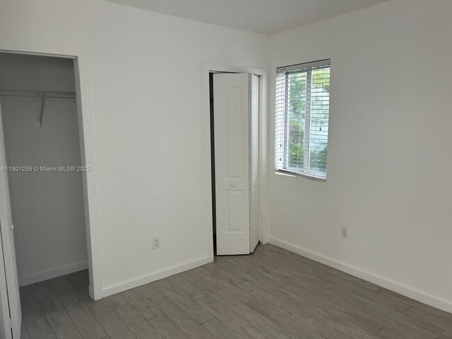 Building Photo - 1601 Meridian Ave