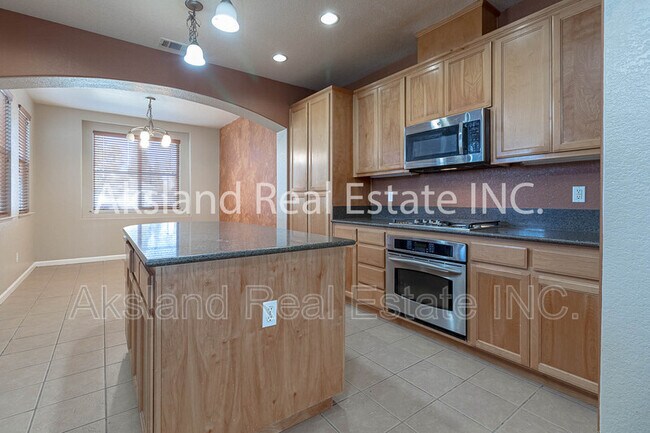 Building Photo - 936 Heartland Dr