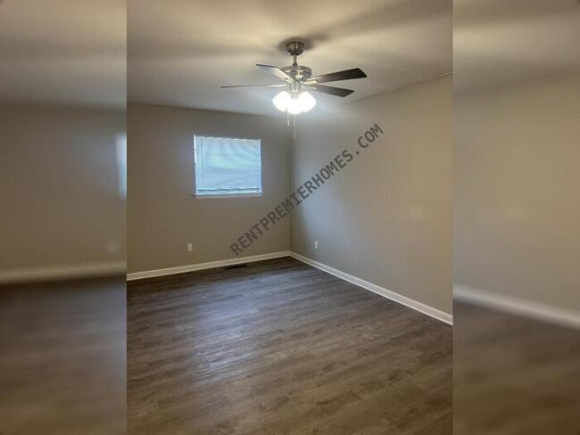 Building Photo - 4406 NW 54th St