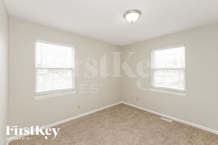 Building Photo - 507 Belmont Dr