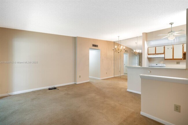 Building Photo - 10869 W Clairmont Cir