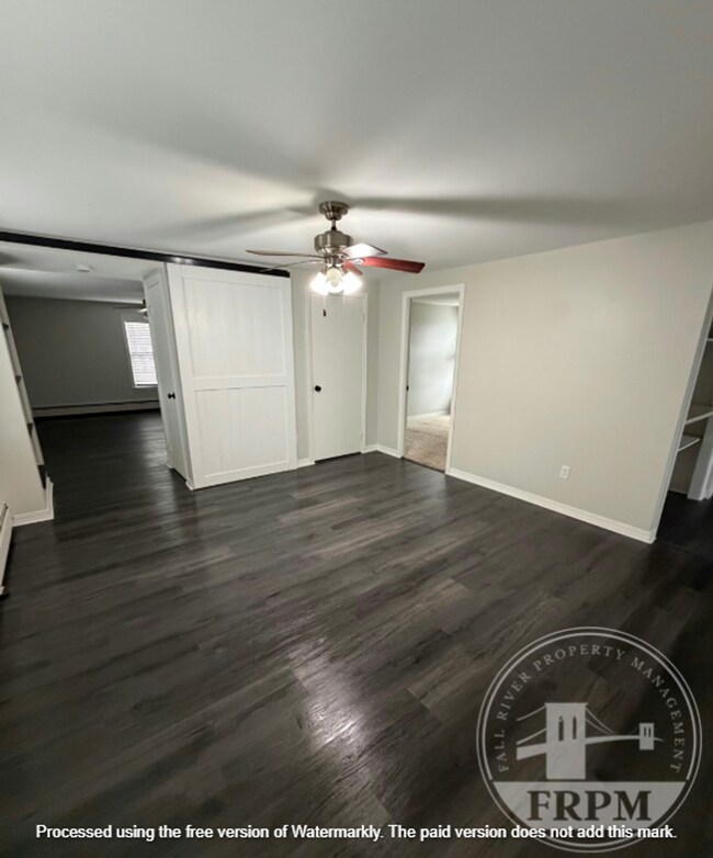 Building Photo - 64 Walnut St