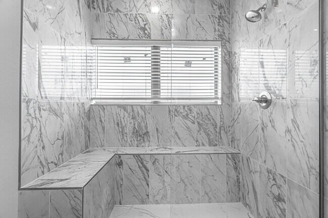 Building Photo - Brand New Townhomes in Bentonville!!