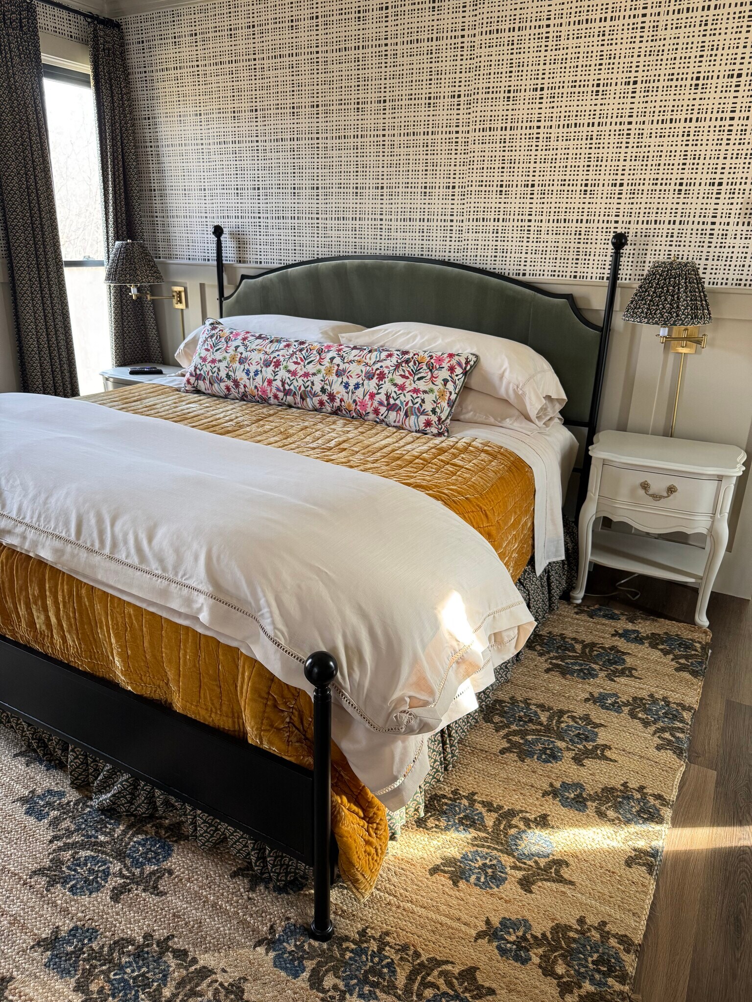 luxury bedding - 307 S Clark St