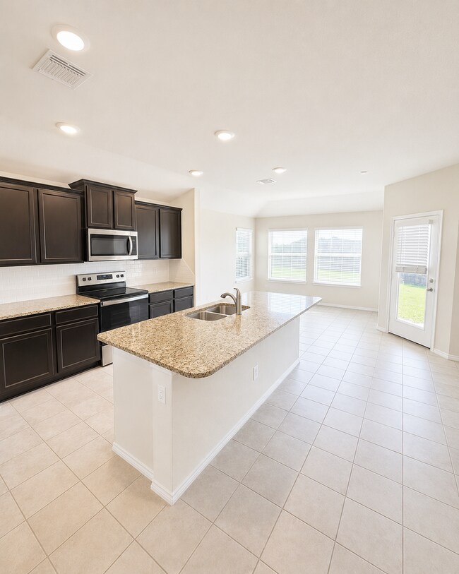 Building Photo - AVAILABLE NOW; APPLY AT OUR WEBSITE TODAY!!