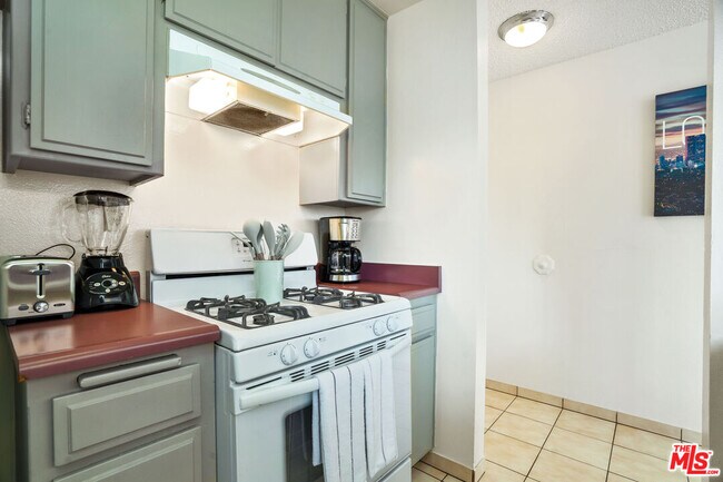 Building Photo - 3600 Bagley Ave