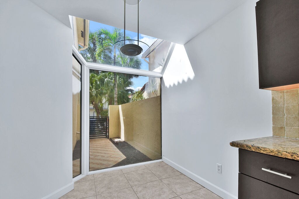 Building Photo - 3501 Magellan Cir