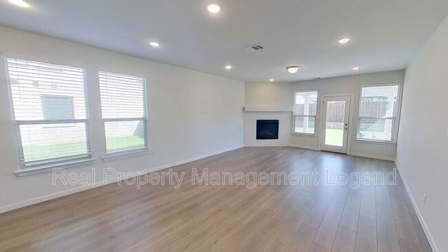 Building Photo - 442 Diamond Creek Dr