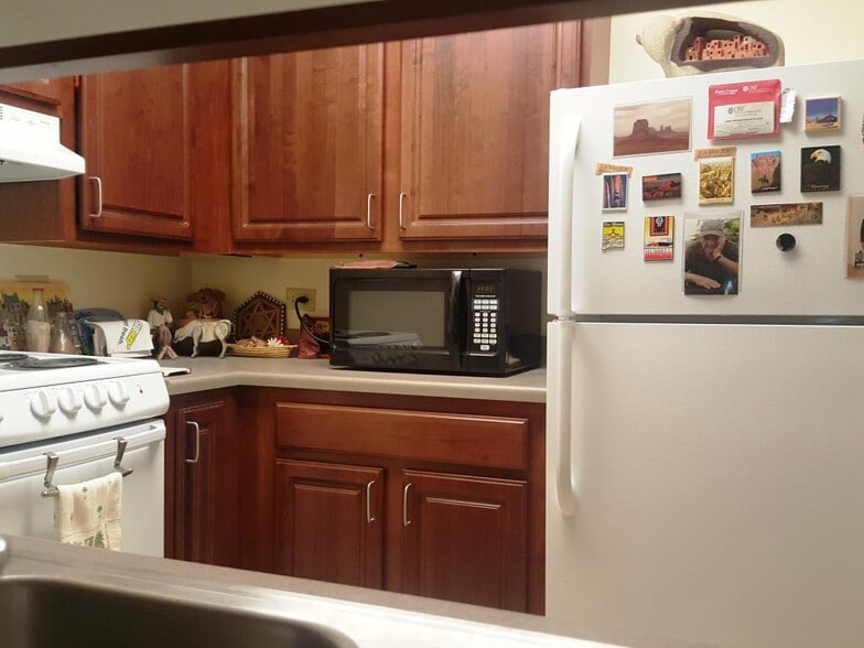 Shadley Apartments 1151 Nettie St Belvidere IL 61008 Apartment Finder