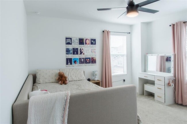 Building Photo - 1404 Aquilla Dr