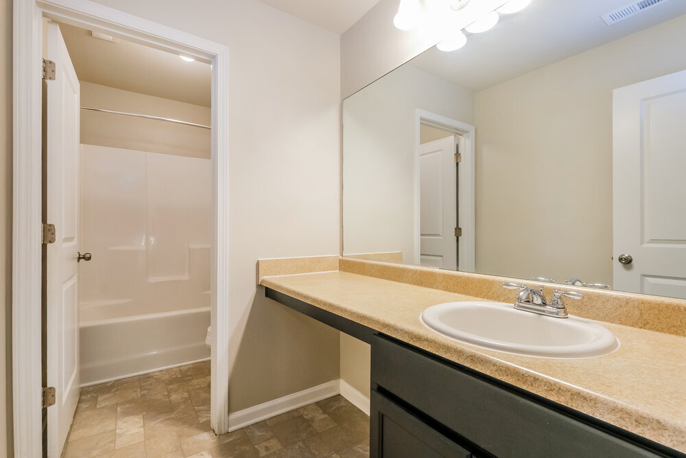 Building Photo - 184 Addy Ln