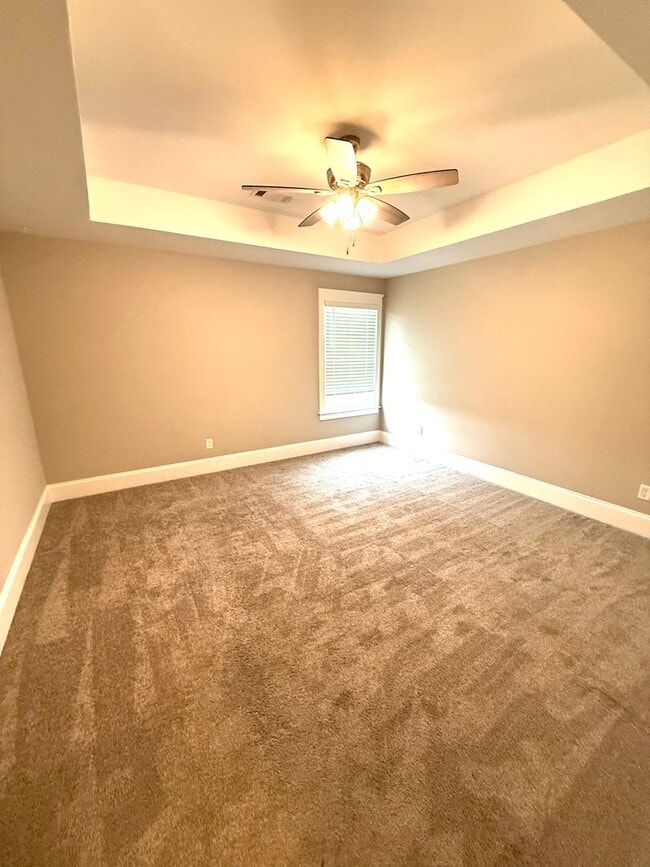 Building Photo - ** 4 Bed 3 Bath located in The Orchards, Pike road ** Call 334-366-9198 to schedule a self showing