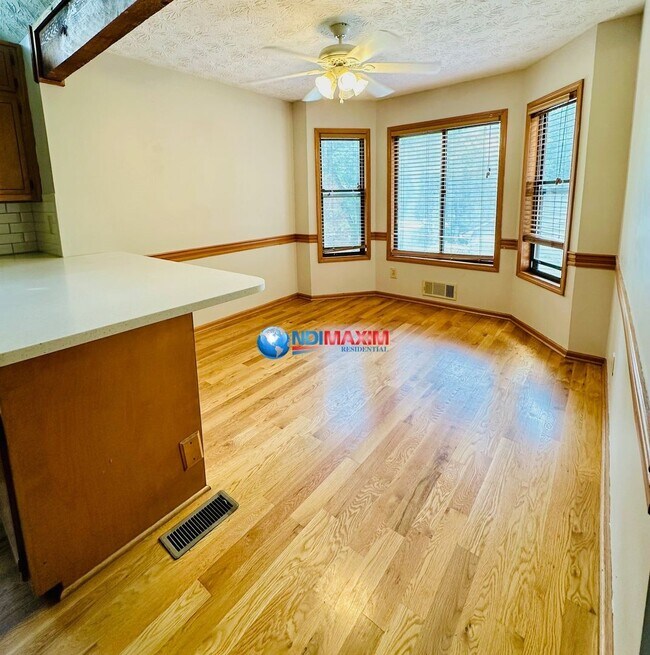 Building Photo - Nice spacious 4-bedroom house in Duluth