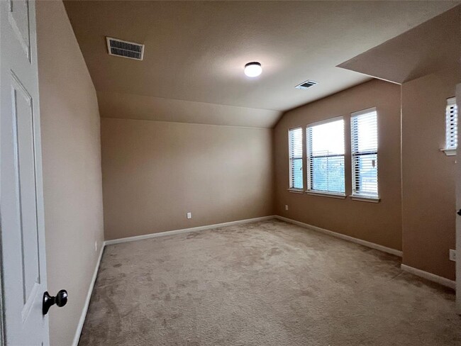 Building Photo - 108 Cascada Lane